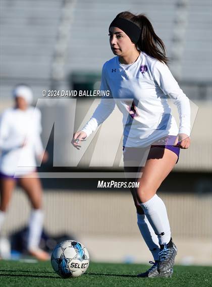 Thumbnail 1 in Bell vs. Eastlake (Blue Raider Invitational) photogallery.