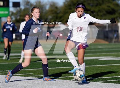 Thumbnail 1 in Bell vs. Eastlake (Blue Raider Invitational) photogallery.