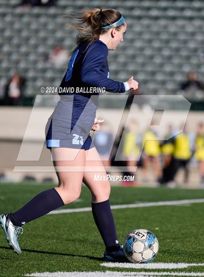 Thumbnail 3 in Bell vs. Eastlake (Blue Raider Invitational) photogallery.