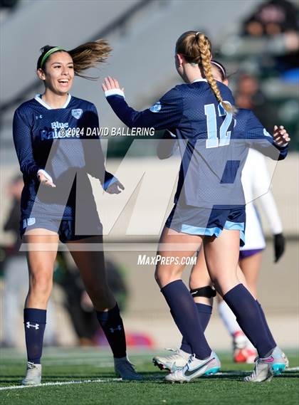 Thumbnail 1 in Bell vs. Eastlake (Blue Raider Invitational) photogallery.