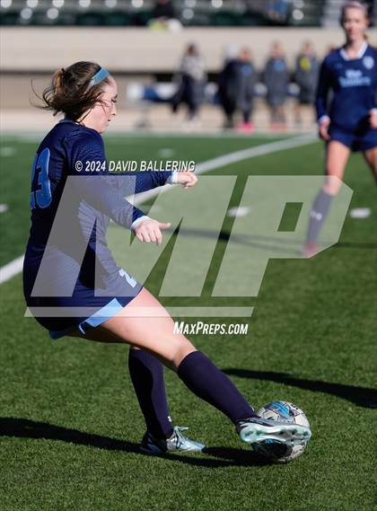 Thumbnail 3 in Bell vs. Eastlake (Blue Raider Invitational) photogallery.