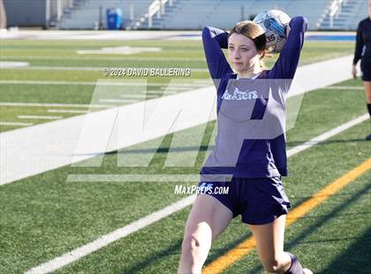 Thumbnail 3 in Bell vs. Eastlake (Blue Raider Invitational) photogallery.