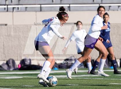 Thumbnail 1 in Bell vs. Eastlake (Blue Raider Invitational) photogallery.