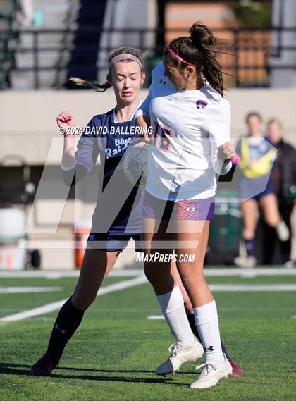 Thumbnail 3 in Bell vs. Eastlake (Blue Raider Invitational) photogallery.