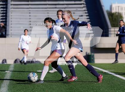Thumbnail 1 in Bell vs. Eastlake (Blue Raider Invitational) photogallery.