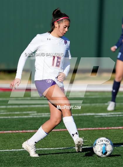 Thumbnail 2 in Bell vs. Eastlake (Blue Raider Invitational) photogallery.