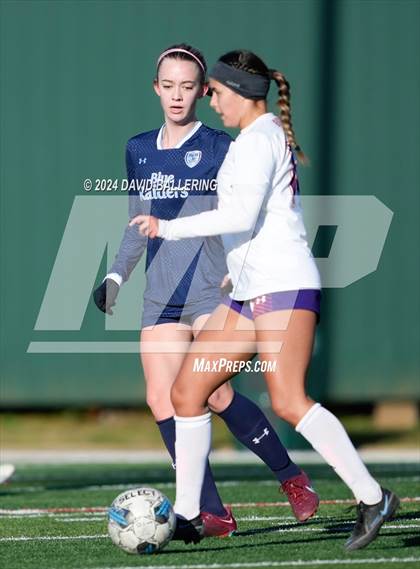 Thumbnail 1 in Bell vs. Eastlake (Blue Raider Invitational) photogallery.