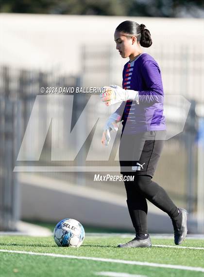 Thumbnail 1 in Bell vs. Eastlake (Blue Raider Invitational) photogallery.