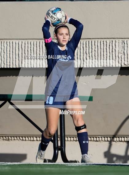 Thumbnail 3 in Bell vs. Eastlake (Blue Raider Invitational) photogallery.