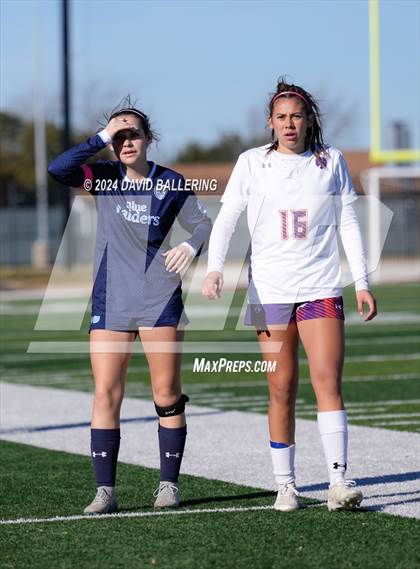 Thumbnail 1 in Bell vs. Eastlake (Blue Raider Invitational) photogallery.