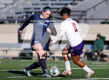 Thumbnail 3 in Bell vs. Eastlake (Blue Raider Invitational) photogallery.