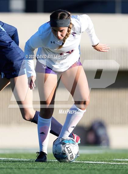 Thumbnail 2 in Bell vs. Eastlake (Blue Raider Invitational) photogallery.