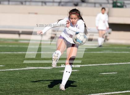 Thumbnail 1 in Bell vs. Eastlake (Blue Raider Invitational) photogallery.