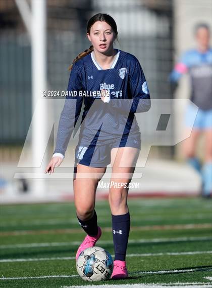 Thumbnail 2 in Bell vs. Eastlake (Blue Raider Invitational) photogallery.