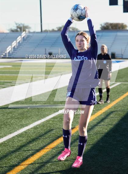 Thumbnail 2 in Bell vs. Eastlake (Blue Raider Invitational) photogallery.