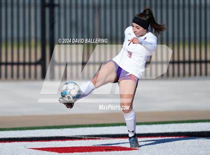 Thumbnail 3 in Bell vs. Eastlake (Blue Raider Invitational) photogallery.