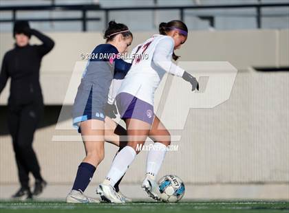 Thumbnail 2 in Bell vs. Eastlake (Blue Raider Invitational) photogallery.