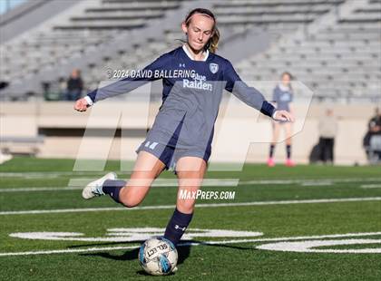 Thumbnail 2 in Bell vs. Eastlake (Blue Raider Invitational) photogallery.