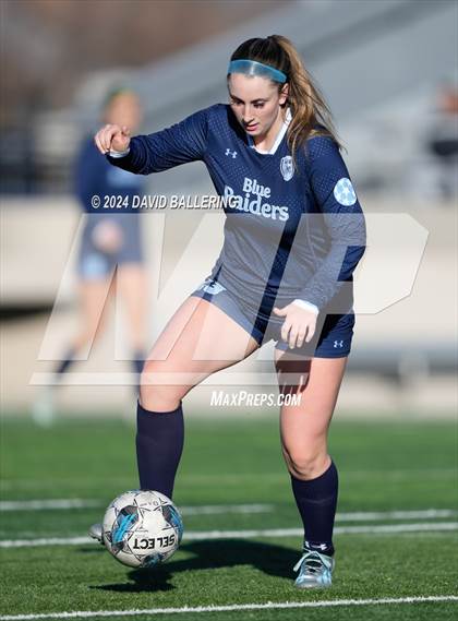 Thumbnail 2 in Bell vs. Eastlake (Blue Raider Invitational) photogallery.