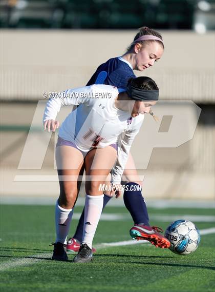 Thumbnail 1 in Bell vs. Eastlake (Blue Raider Invitational) photogallery.