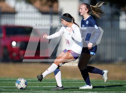 Thumbnail 2 in Bell vs. Eastlake (Blue Raider Invitational) photogallery.