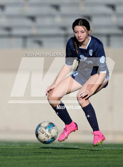 Thumbnail 1 in Bell vs. Eastlake (Blue Raider Invitational) photogallery.