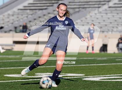 Thumbnail 3 in Bell vs. Eastlake (Blue Raider Invitational) photogallery.