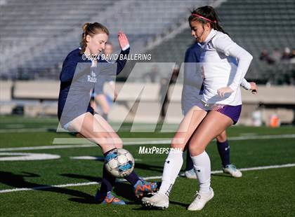 Thumbnail 2 in Bell vs. Eastlake (Blue Raider Invitational) photogallery.