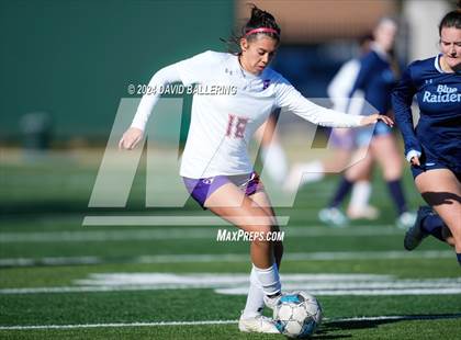 Thumbnail 2 in Bell vs. Eastlake (Blue Raider Invitational) photogallery.