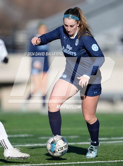 Thumbnail 3 in Bell vs. Eastlake (Blue Raider Invitational) photogallery.