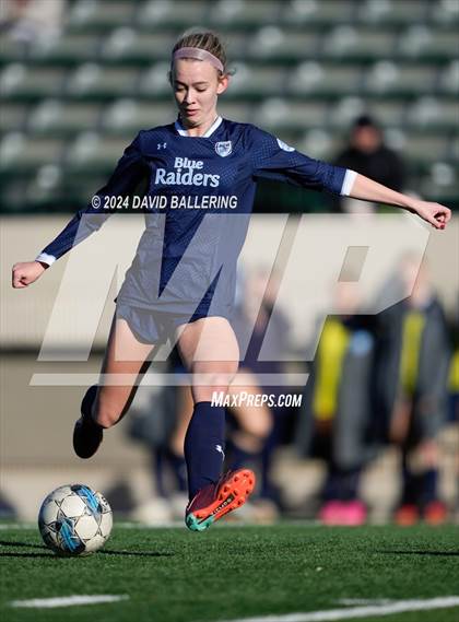 Thumbnail 1 in Bell vs. Eastlake (Blue Raider Invitational) photogallery.