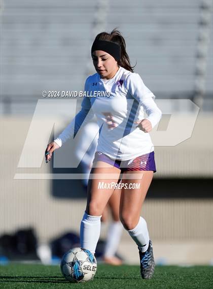 Thumbnail 1 in Bell vs. Eastlake (Blue Raider Invitational) photogallery.