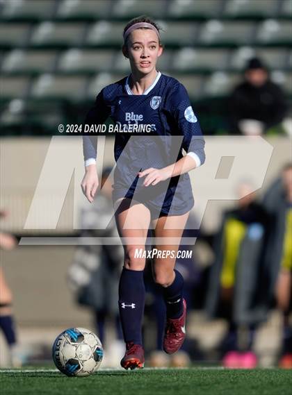 Thumbnail 1 in Bell vs. Eastlake (Blue Raider Invitational) photogallery.