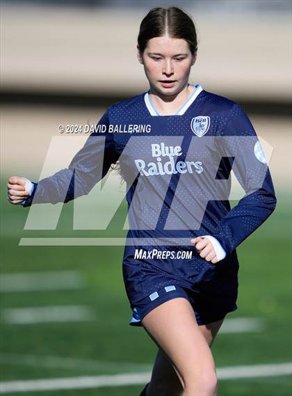 Thumbnail 3 in Bell vs. Eastlake (Blue Raider Invitational) photogallery.