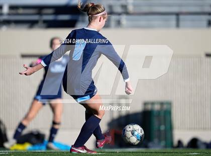 Thumbnail 1 in Bell vs. Eastlake (Blue Raider Invitational) photogallery.
