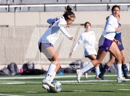 Thumbnail 2 in Bell vs. Eastlake (Blue Raider Invitational) photogallery.