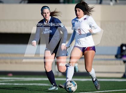 Thumbnail 3 in Bell vs. Eastlake (Blue Raider Invitational) photogallery.