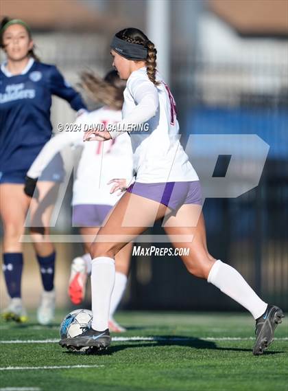 Thumbnail 1 in Bell vs. Eastlake (Blue Raider Invitational) photogallery.