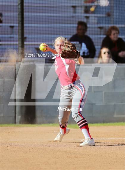 Thumbnail 2 in Airline @ North Desoto photogallery.