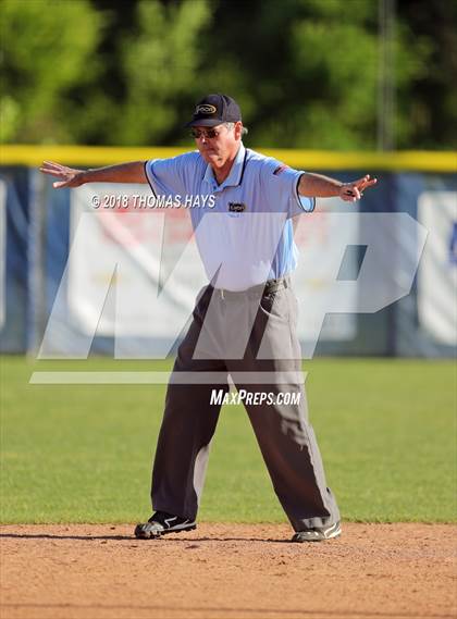 Thumbnail 2 in Airline @ North Desoto photogallery.
