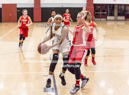 Thumbnail 1 in Elsinore vs. Great Oak photogallery.