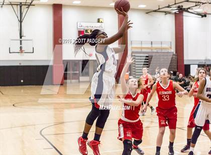Thumbnail 3 in Elsinore vs. Great Oak photogallery.