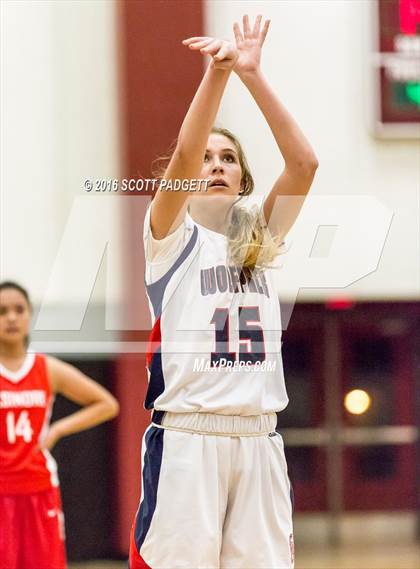 Thumbnail 3 in Elsinore vs. Great Oak photogallery.