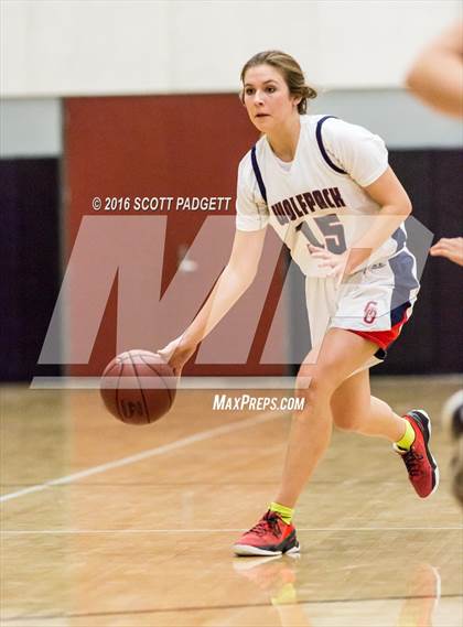 Thumbnail 3 in Elsinore vs. Great Oak photogallery.