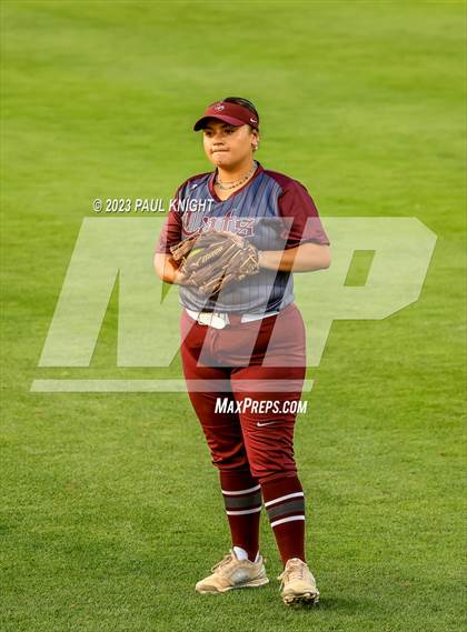 Thumbnail 2 in Aubrey vs. Calallen (UIL 4A Softball Semifinal) photogallery.