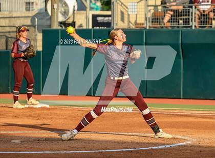 Thumbnail 1 in Aubrey vs. Calallen (UIL 4A Softball Semifinal) photogallery.