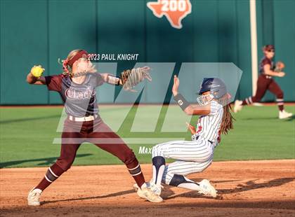 Thumbnail 1 in Aubrey vs. Calallen (UIL 4A Softball Semifinal) photogallery.