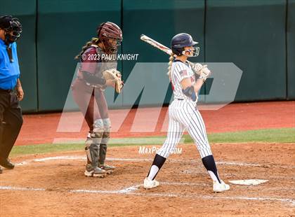 Thumbnail 3 in Aubrey vs. Calallen (UIL 4A Softball Semifinal) photogallery.