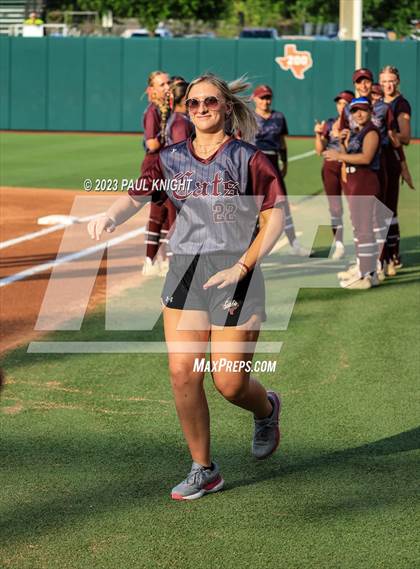 Thumbnail 3 in Aubrey vs. Calallen (UIL 4A Softball Semifinal) photogallery.