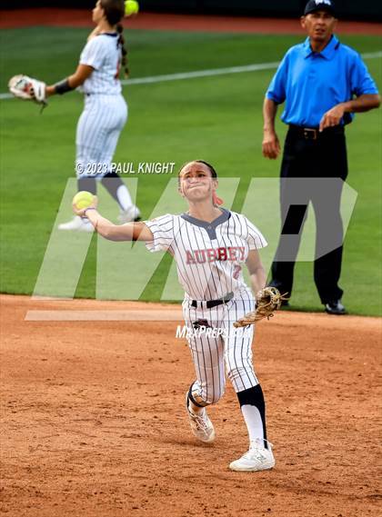 Thumbnail 3 in Aubrey vs. Calallen (UIL 4A Softball Semifinal) photogallery.